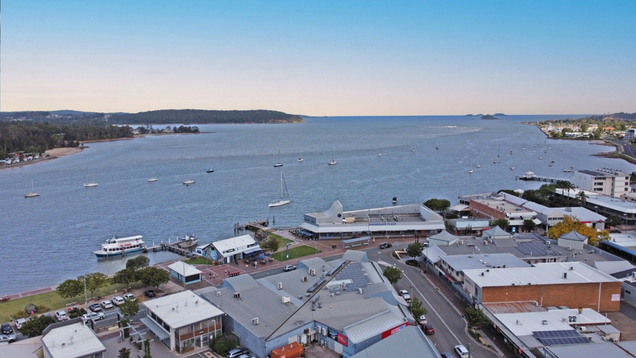 Others 2, Comfy 2-bedroom Apartment With a Clyde River View, Eurobodalla