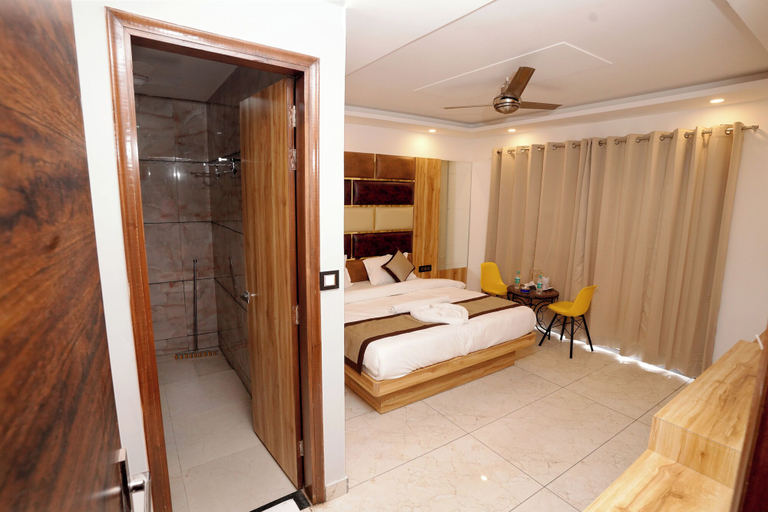 Room 3, Hotel Silver Inn by PENTAURA, Garhwal