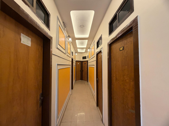 Public Area, The Mumbai Inn, Mumbai Suburban