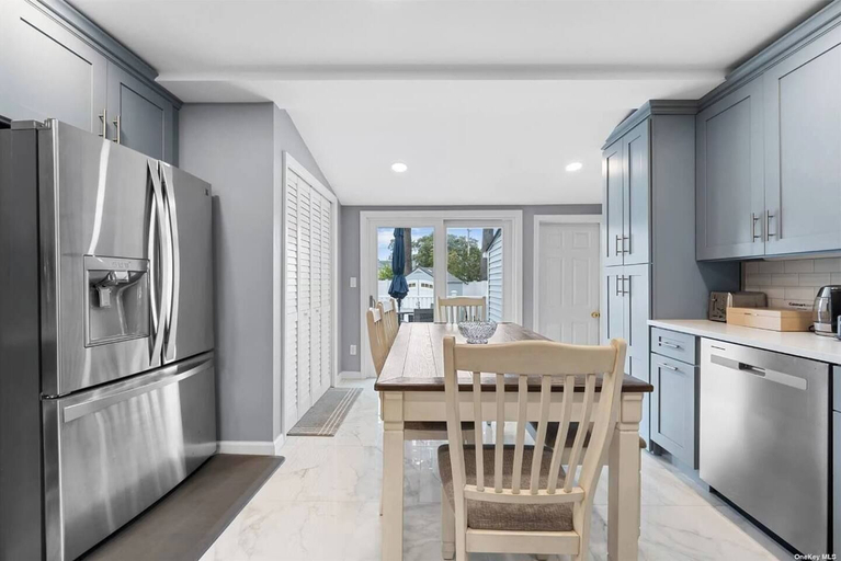 Private kitchen, Newly Designed 3Br-2Ba Home, Nassau