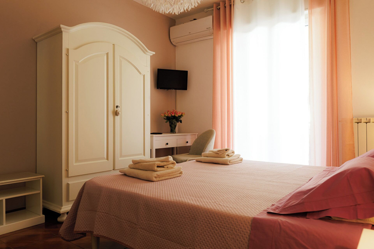 Bedroom 2, B&B L'Albero Maestro, Torino
