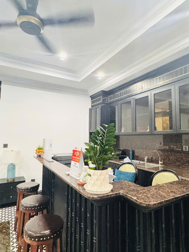 Food & Drinks 5, The Room Hotel - Starbucks, Phú Quốc