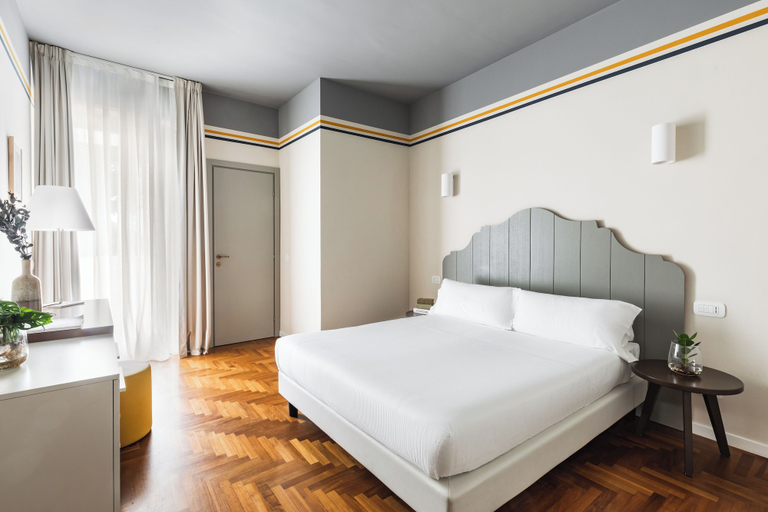 Bedroom 3, SeeBay Hotel, Ancona