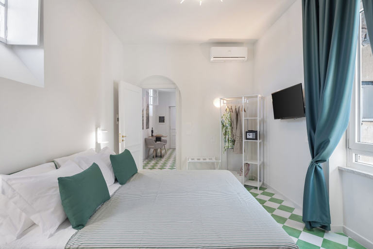 Room 2, Lux Family Home In Sorrento With Terrace/Solarium, Napoli