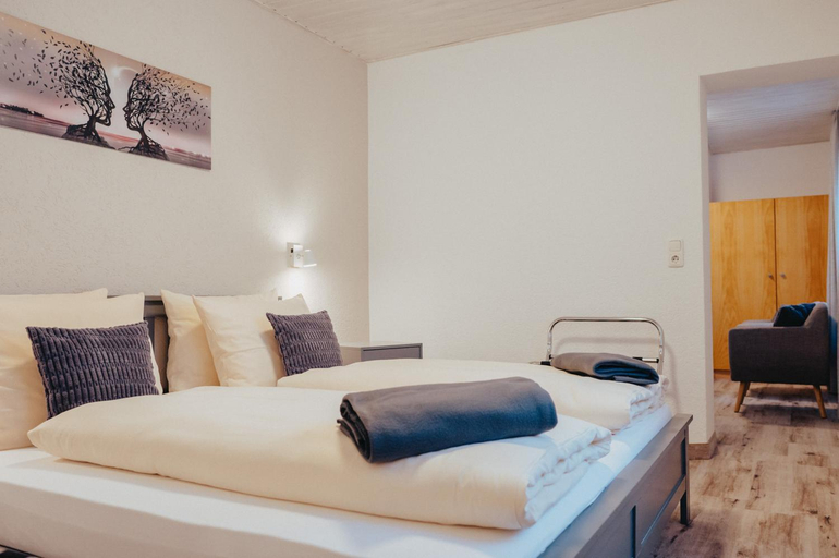 Bedroom 4, Hotel Angermeier GARNI, Freising