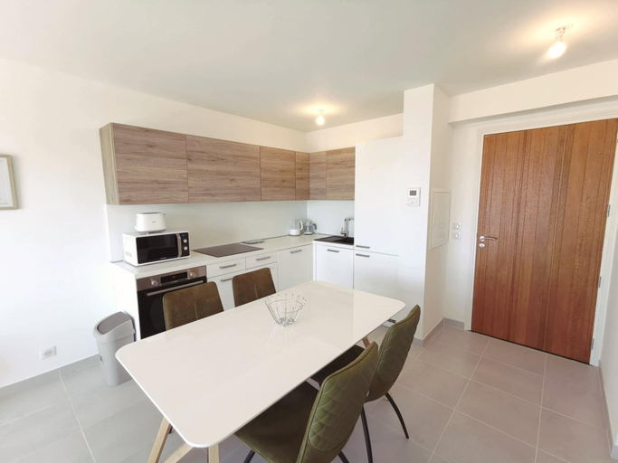 Room 5, Mor308-t2 St-florent Neuf acc s Priv Plage 100m, Haute-Corse