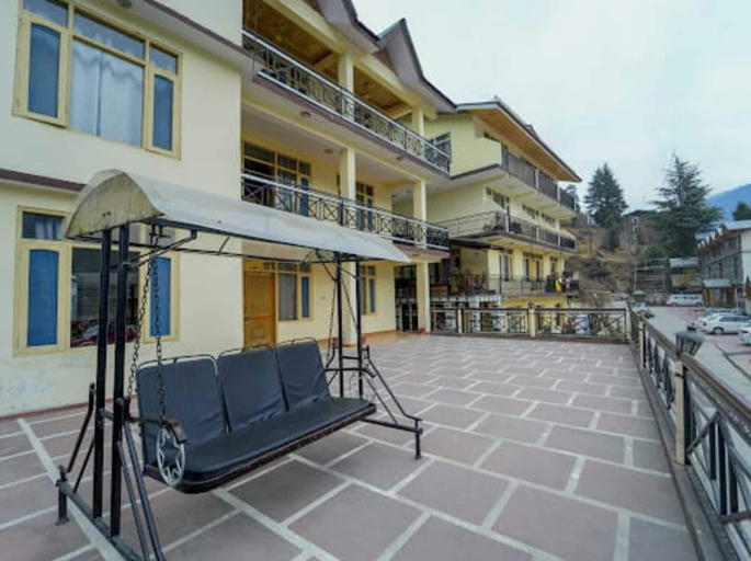 Interior, Hotel Sumeera Inn, Kullu