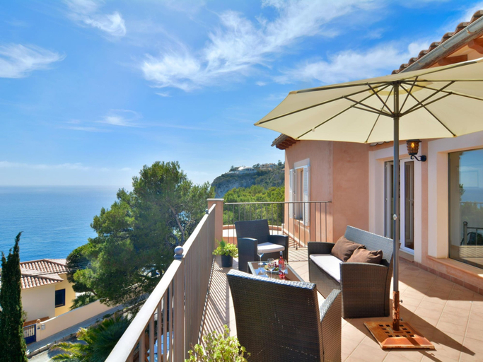 Others 5, Villa With Incredible sea Views and Pool Sleeps 7, Baleares