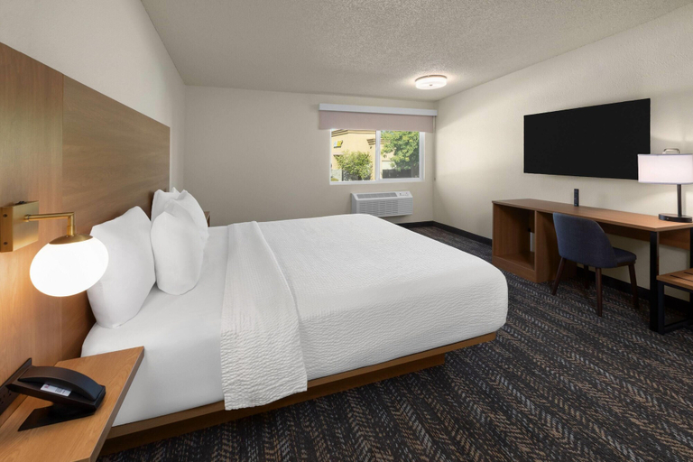 Bedroom 3, Ramada by Wyndham Merced, Merced
