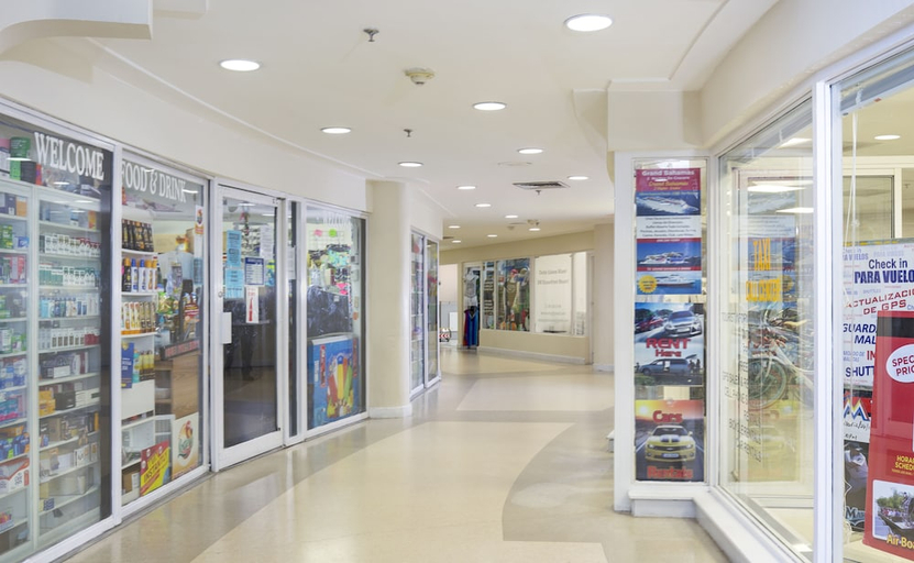 Public Area, Castle Beach Club Apartments, Miami-Dade