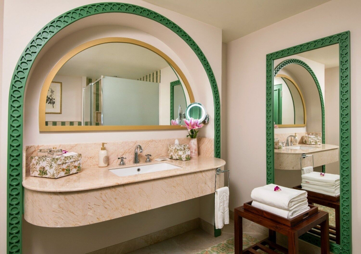 Bathroom 5, Taj Fort Aguada Resort & Spa, Goa, North Goa