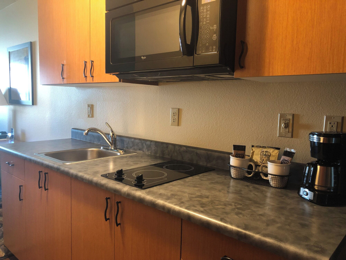 Private kitchen 2, Aspen Suites Hotel Fairbanks, Fairbanks North Star