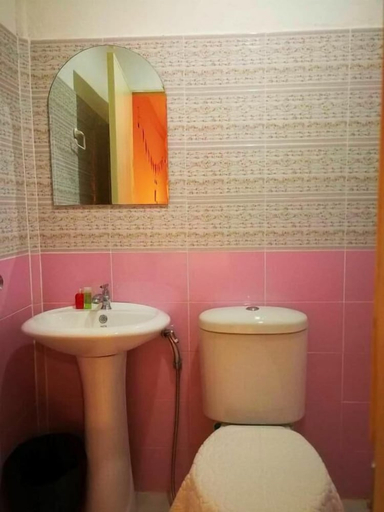 Bathroom 3, View Dao Jandhra, Tha Ta Kieb