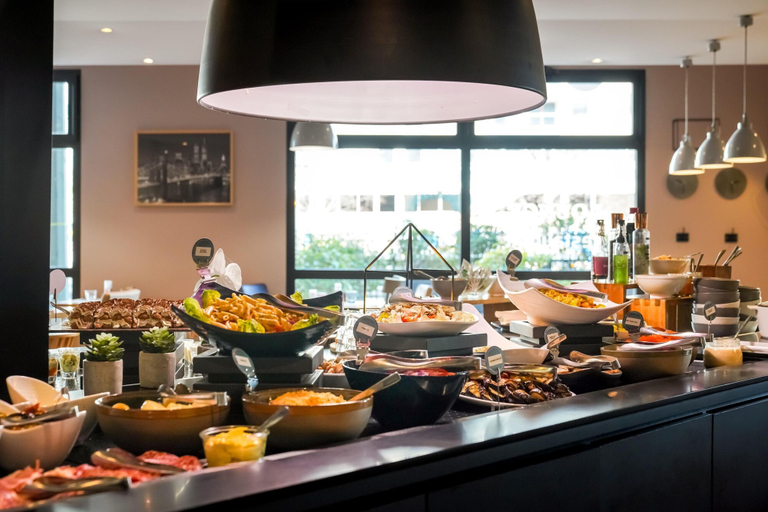 Food & Drinks 5, Kyriad ECO - Suresnes - La Défense, Hauts-de-Seine