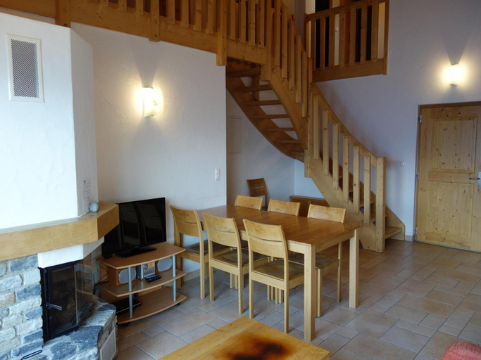 2, Apartment in a central location, Sion