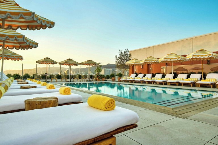 Sport & Beauty 3, The Hollywood Grande, Autograph Collection, Los Angeles