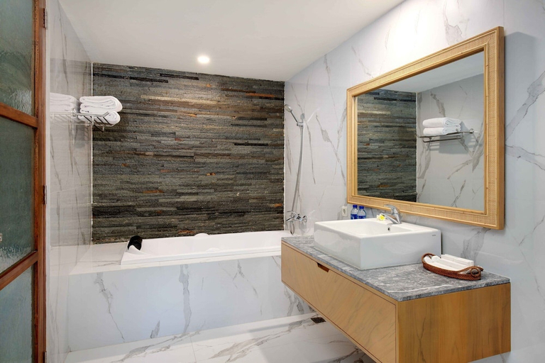 bathroom 5