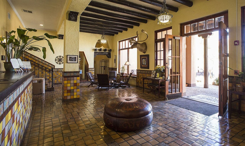 Public Area 3, Hotel El Capitan, Culberson