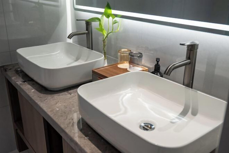 Bathroom 4, Handan Zhaowang Hotel, Handan