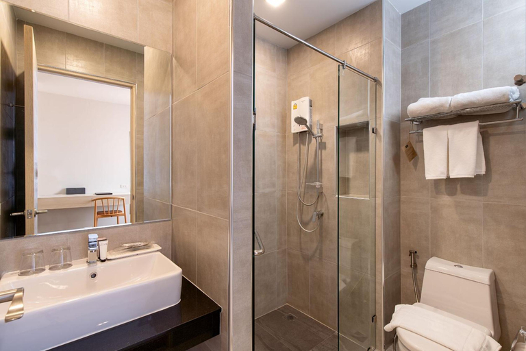 Bathroom 4, The Pride Hotel , Phitsanulok, Muang Phitsanulok