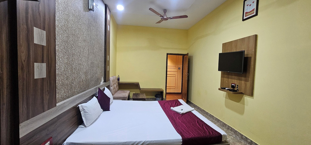 Room 4, HOTEL SONALI GOLDEN PALACE, Khordha