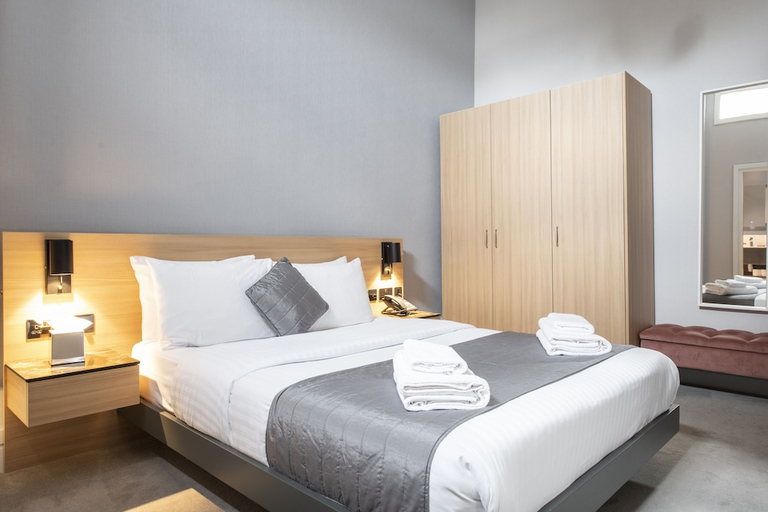 Bedroom 2, Gainsborough Hotel, London
