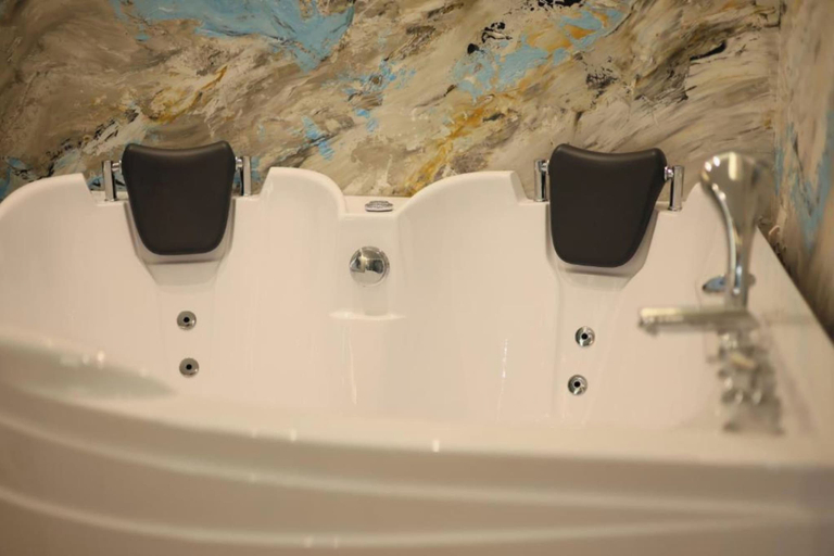 Bathroom 5, Ilio Boutique Hotel, Sarandës