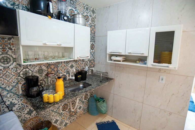 Room 4, Casa Pet Friendly com Varanda e Churrasqueira, Rio das Ostras
