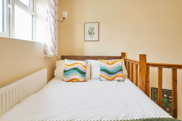 Room 4, Host Stay The Annex, Sandwell