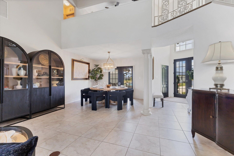 Dining 5, Punta Gorda Isles 4-Bedroom Private Pool Home on Canal 4 Home, Charlotte