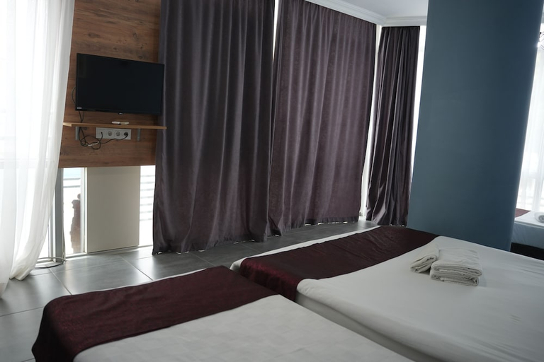 Bedroom 3, Grand Niki Hotel & Spa, Antalya