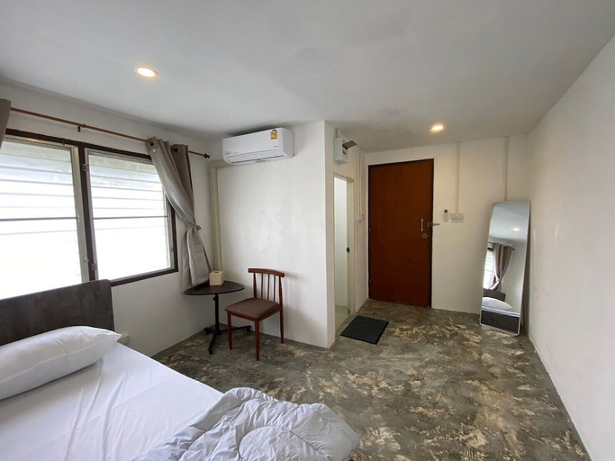 Bedroom 4, cumpun hostel, Muang Chiang Mai