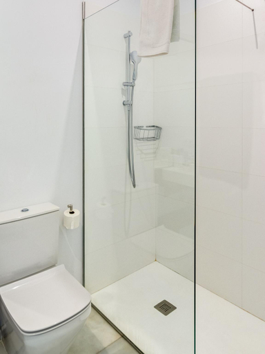Bathroom 4, numa I Molina Apartments, Sevilla