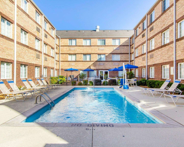 Sport & Beauty 5, MainStay Suites Brentwood, Williamson