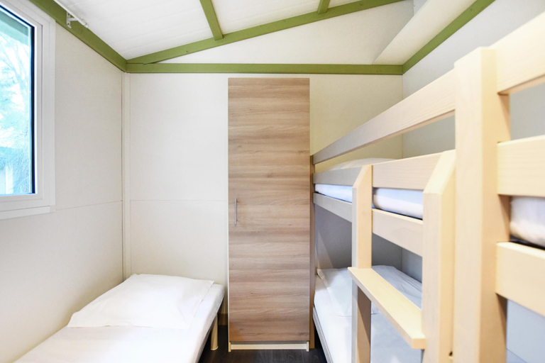 Bedroom 3, Camping Bella Vista, Haute-Corse