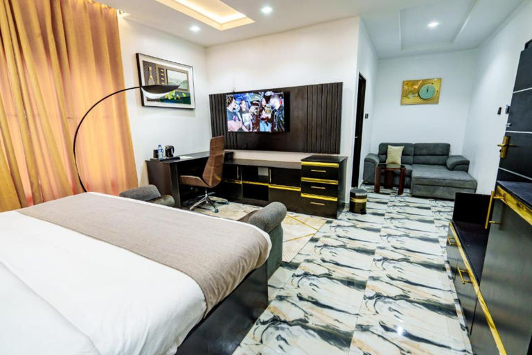 Bedroom 4, ROSTON HOTELS LIMITED, Obio/Akp