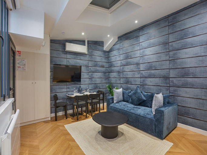Others 5, Superb New Apartment Saint Germain des Pres, Paris