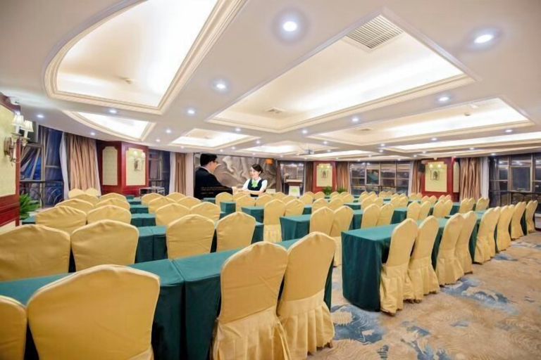 Others 4, Vienna (IFS Changsha Wuyi Square Store), Changsha