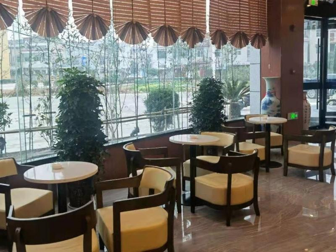 Food & Drinks 5, Gem Anqing Wangjiang County Central Mall Fengqi Ro, Anqing