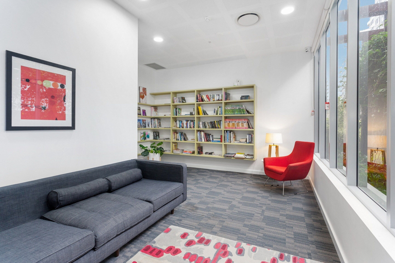 Reception, Beautiful Unit With Gym and Pool Near Museums, Brisbane