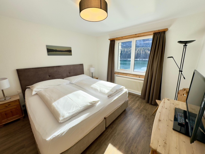 Bedroom 3, Hotel Waldhaus am See, Maloja