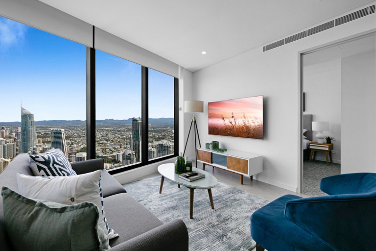 Living room 2, Oceanfront 2-bed With Spectacular View Pool & Gym, Gold Coast