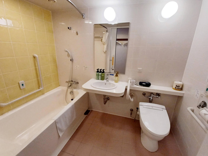 Bathroom 3, Comfort Inn Chiba Hamano, Chiba