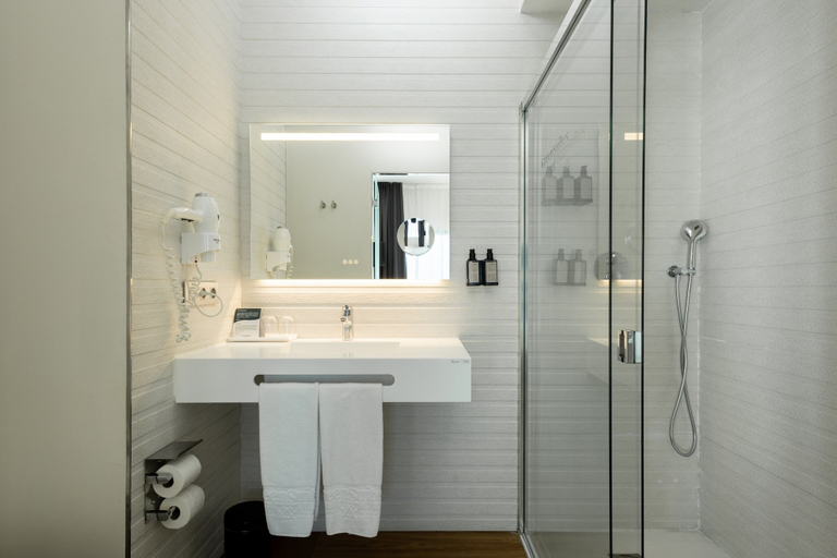 Bathroom 5, Sevilla Green Suites, Sevilla