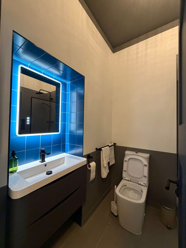 Room 3, Luxury 2 5 Bedroom Flat in Southsea, Portsmouth