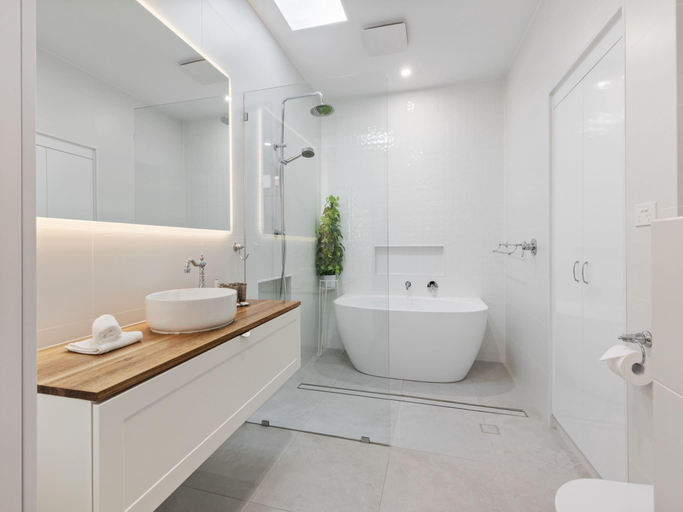 4, Bluestone Symmetrical Cottage with Outdoor Area, Adelaide
