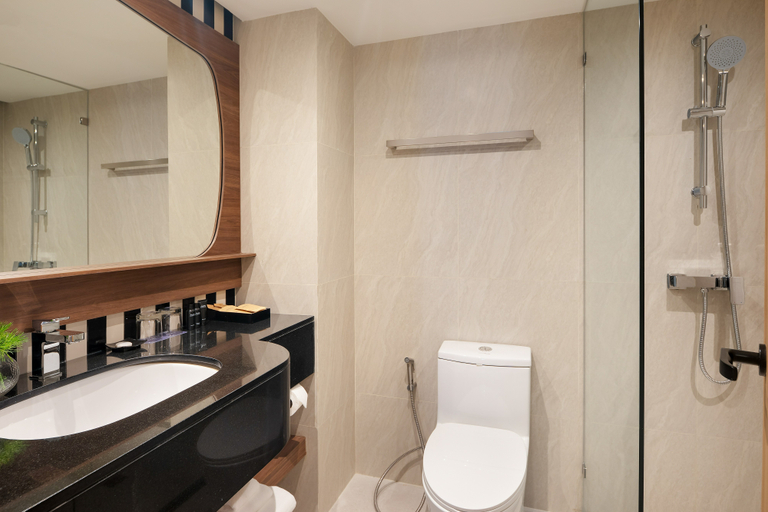 Bathroom 5, Away Bangkok Sukhumvit, Khlong Toey