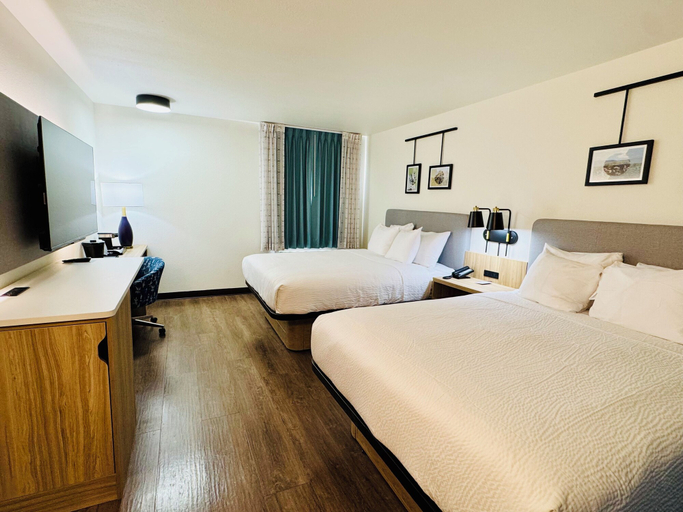 Bedroom 3, Sleep Inn & Suites near University, White