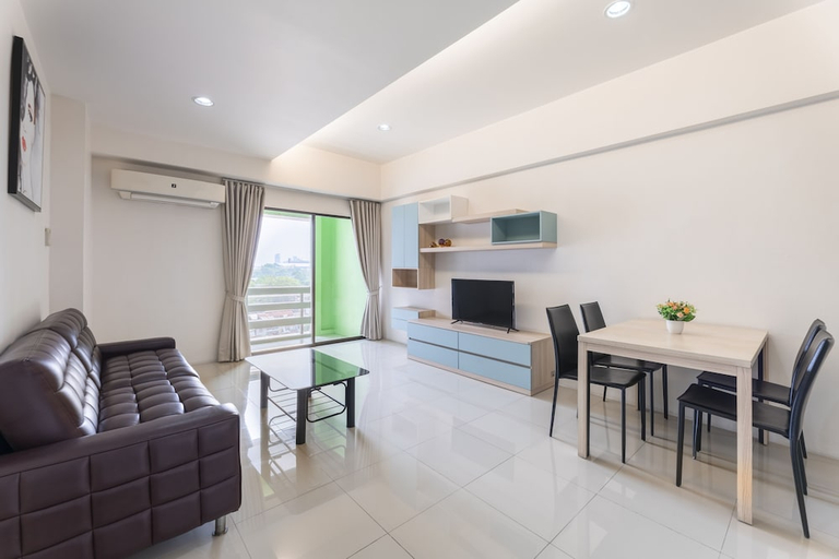 Others 5, At115 by Rompo Mansion, Khlong Toey
