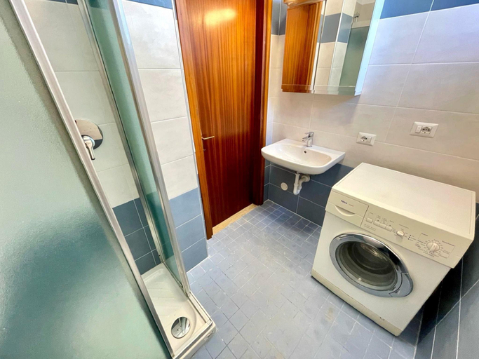 Bathroom 3, Pleasant villa in Porto Santa Margherita, Venezia